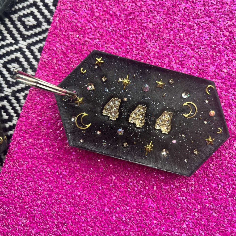 HANDMADE 444 Starry Keychain